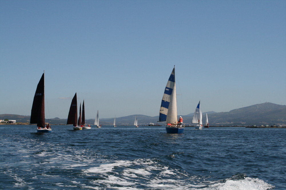 El mejor plan del verano: un curso de vela en Boiro