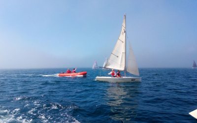 Abierta la inscripción a cursos de vela en Boiro 2022