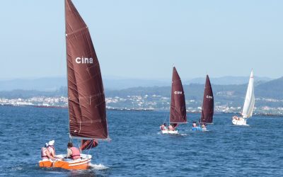Abierta inscripción para cursos de vela en Boiro, verano 2024